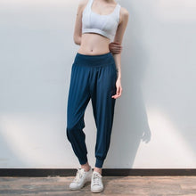 Load image into Gallery viewer, Workout Sweatpants 5
